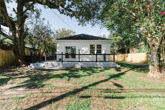 625 E 51st Street, Savannah, GA 31405