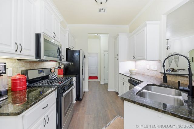 101 S 47th Street, Broken Arrow, OK 74014
