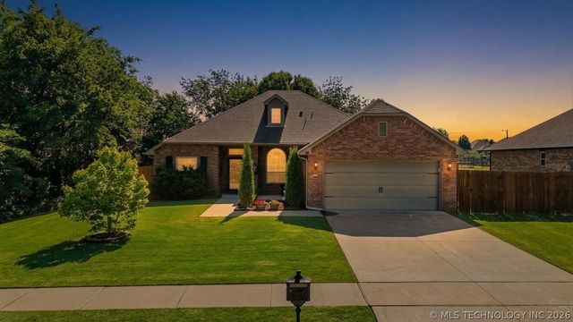 101 S 47th Street, Broken Arrow, OK 74014