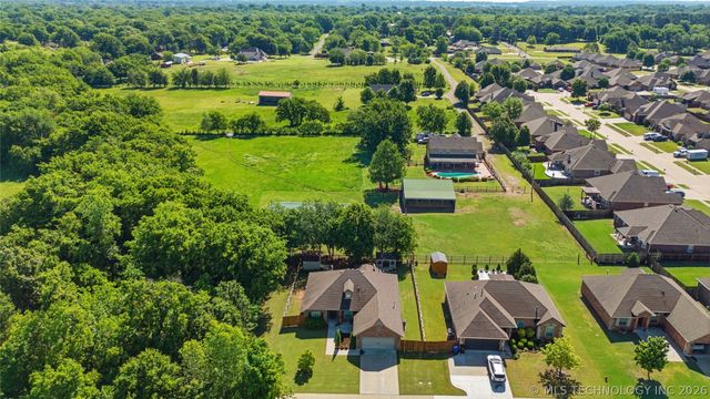 101 S 47th Street, Broken Arrow, OK 74014