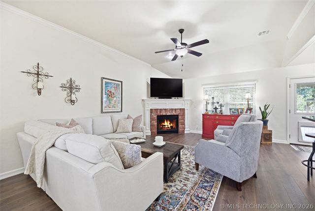 101 S 47th Street, Broken Arrow, OK 74014