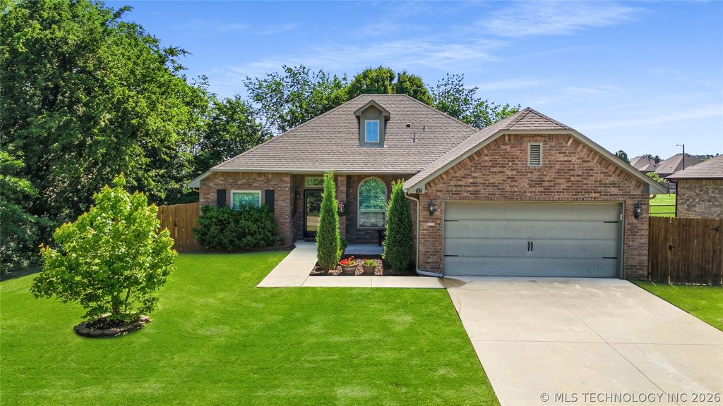 101 S 47th Street, Broken Arrow, OK 74014