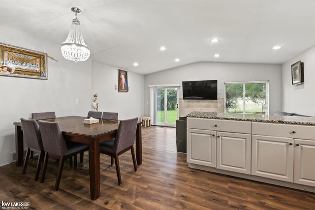 14632 Alger Avenue, Warren, MI 48088