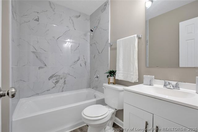1661 Veanna Drive, Fayetteville, NC 28301