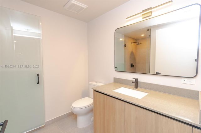 121 NE 5th St 3711, Miami, FL 33132