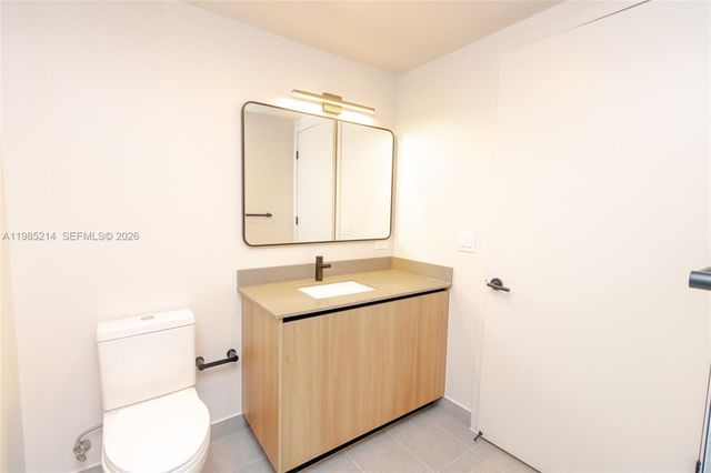 121 NE 5th St 3711, Miami, FL 33132