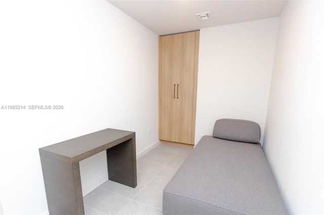 121 NE 5th St 3711, Miami, FL 33132