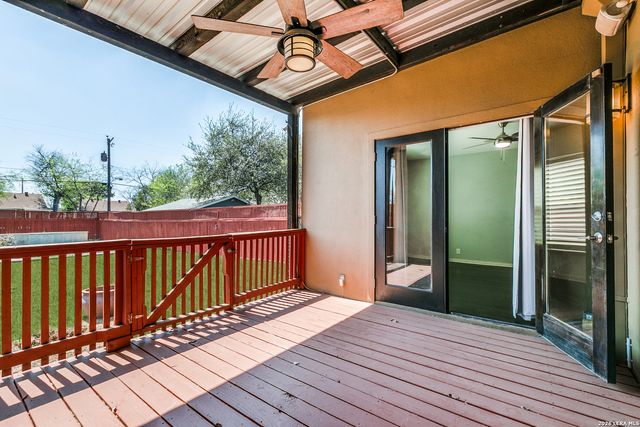 1714 W Summit, San Antonio, TX 78201