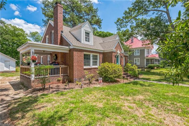 32105 Elizabeth ST, Boykins, VA 23827