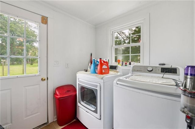 32105 Elizabeth ST, Boykins, VA 23827