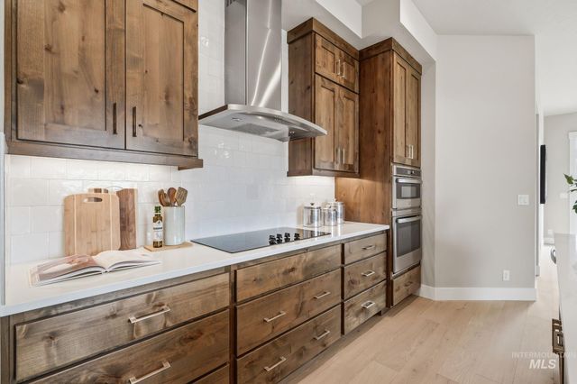 470 S Radiator Rd, Boise, ID 83716
