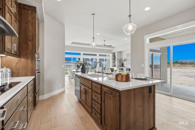 470 S Radiator Rd, Boise, ID 83716