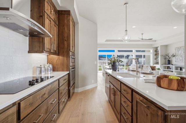 470 S Radiator Rd, Boise, ID 83716