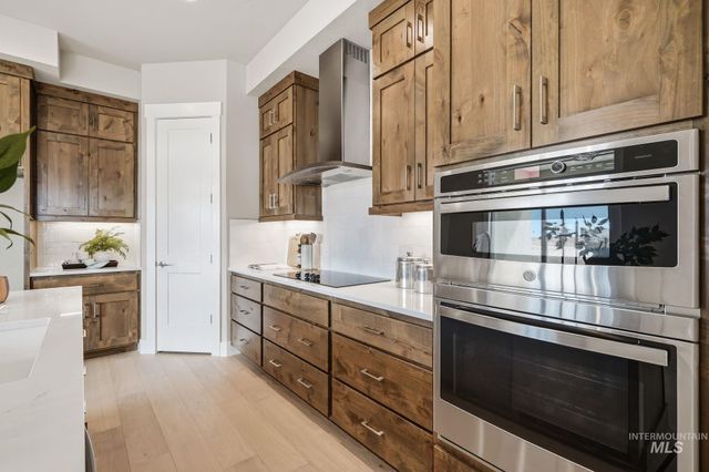 470 S Radiator Rd, Boise, ID 83716