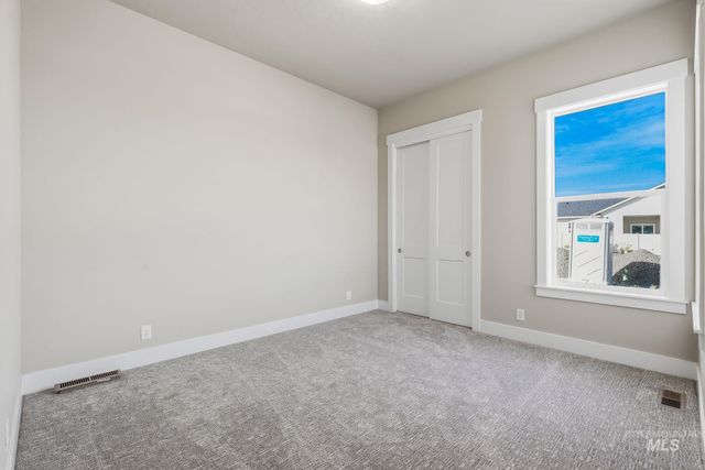 470 S Radiator Rd, Boise, ID 83716