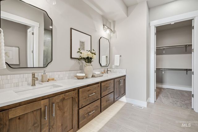 470 S Radiator Rd, Boise, ID 83716