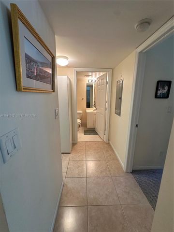 619 E Sheridan Street 105, Dania Beach, FL 33004