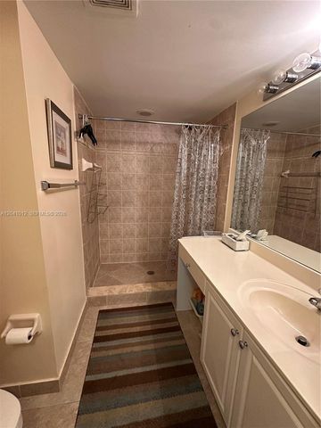 619 E Sheridan Street 105, Dania Beach, FL 33004
