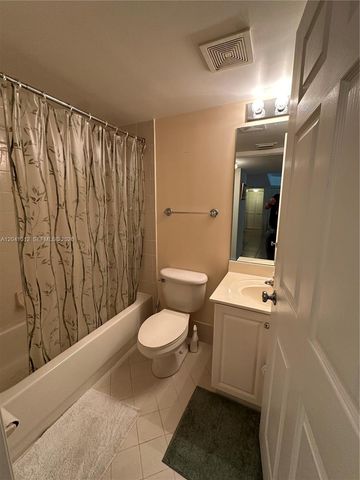 619 E Sheridan Street 105, Dania Beach, FL 33004