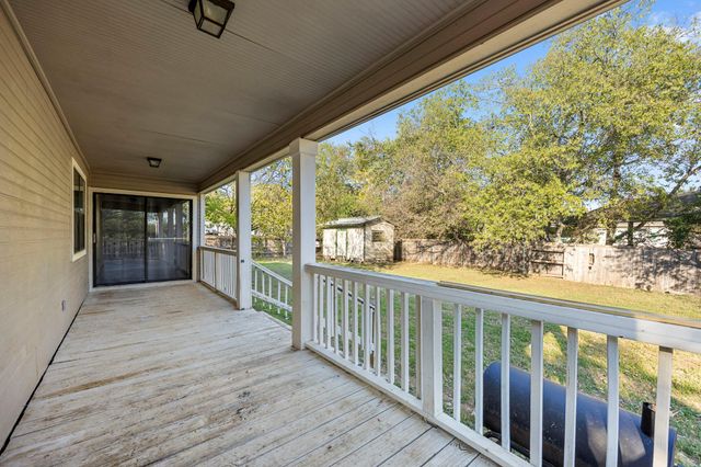 208 S Cougar Ave, Cedar Park, TX 78613