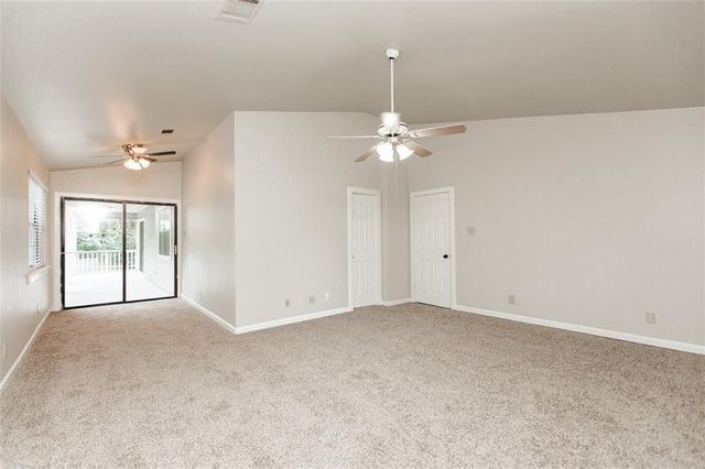 208 S Cougar Ave, Cedar Park, TX 78613