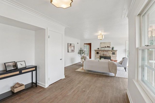 1939 Jackson STREET, Beloit, WI 53511