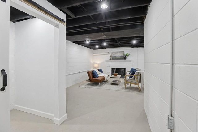 1939 Jackson STREET, Beloit, WI 53511