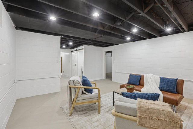 1939 Jackson STREET, Beloit, WI 53511