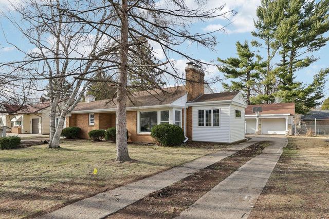 1939 Jackson STREET, Beloit, WI 53511