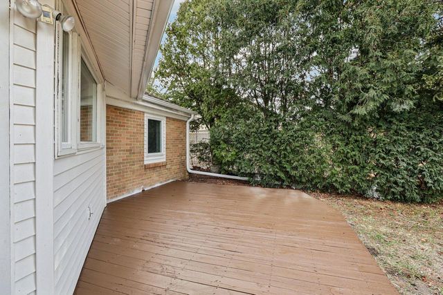 1939 Jackson STREET, Beloit, WI 53511