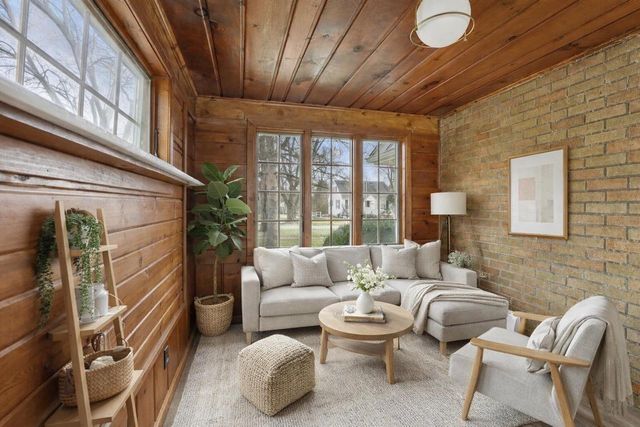 1939 Jackson STREET, Beloit, WI 53511