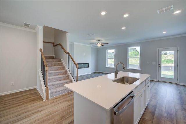 3639 Donovan Circle, Loganville, GA 30052