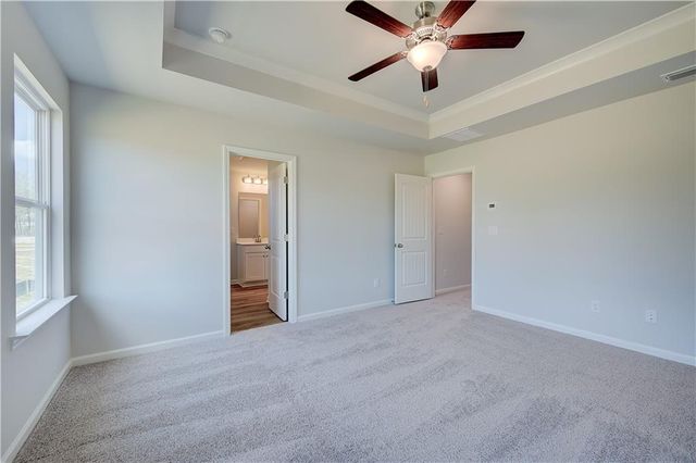 3639 Donovan Circle, Loganville, GA 30052