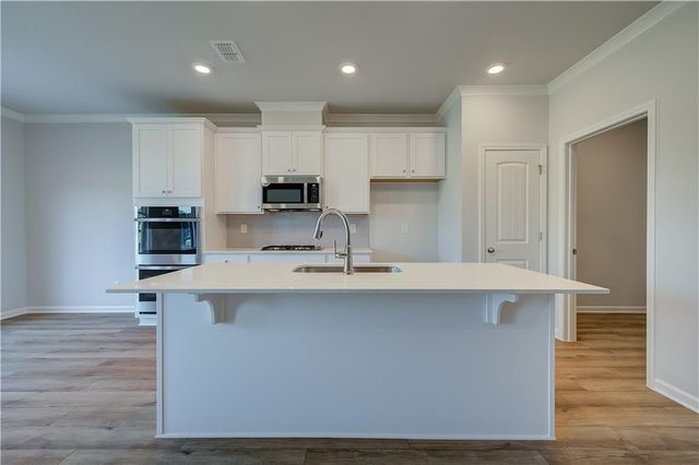 3639 Donovan Circle, Loganville, GA 30052