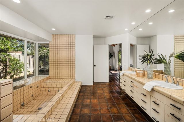 12011 Theta, North Tustin, CA 92705