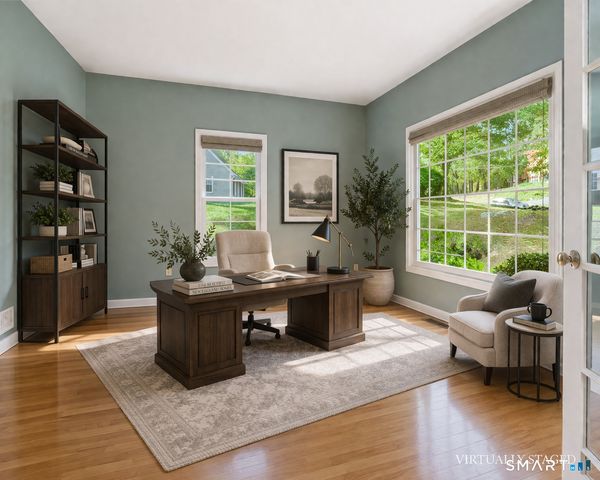 96 Coventry Lane, Trumbull, CT 06611