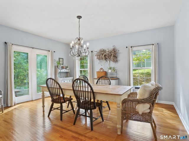 96 Coventry Lane, Trumbull, CT 06611