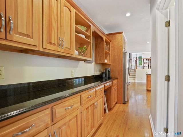 96 Coventry Lane, Trumbull, CT 06611