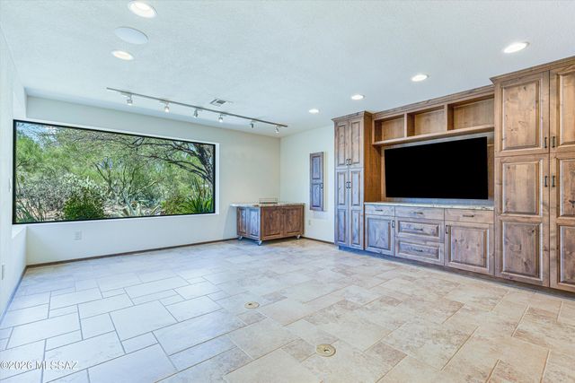 4577 N Placita De Las Chacras, Tucson, AZ 85718