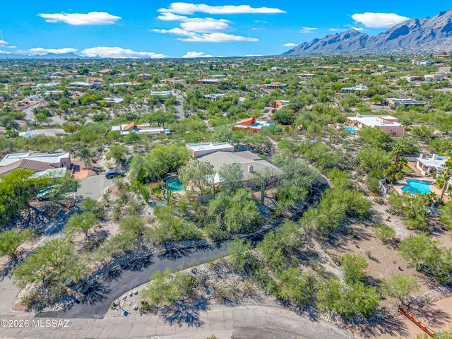 4577 N Placita De Las Chacras, Tucson, AZ 85718
