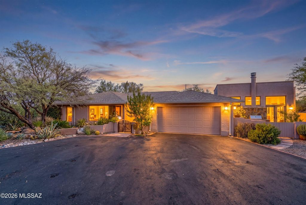 4577 N Placita De Las Chacras, Tucson, AZ 85718