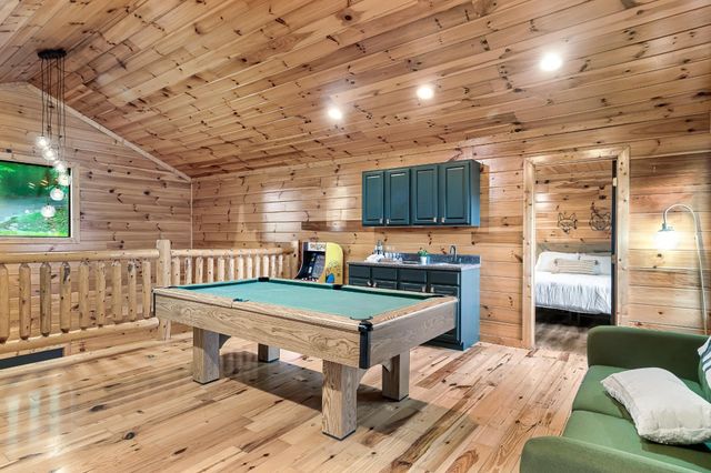 509 Hawks Trail, Gatlinburg, TN 37738
