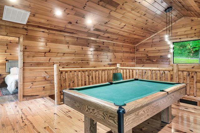 509 Hawks Trail, Gatlinburg, TN 37738