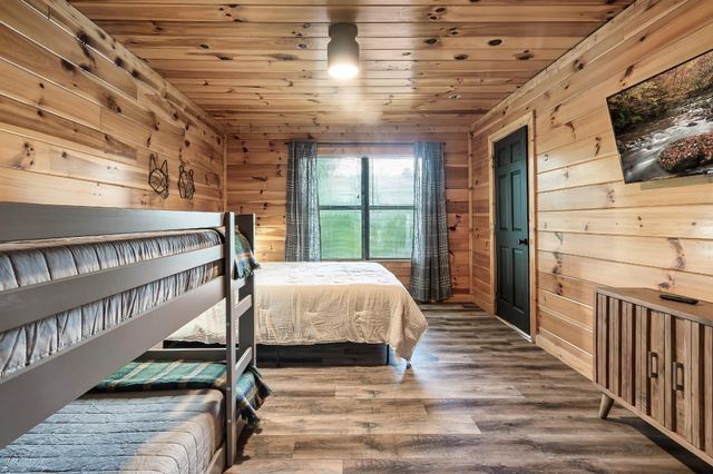 509 Hawks Trail, Gatlinburg, TN 37738