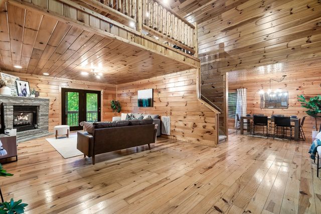 509 Hawks Trail, Gatlinburg, TN 37738