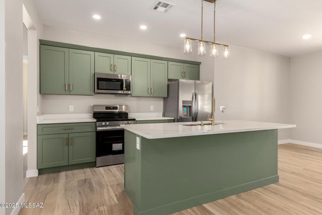 1733 Circulo Alameda, Rio Rico, AZ 85648