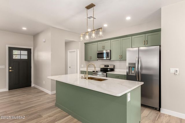 1733 Circulo Alameda, Rio Rico, AZ 85648