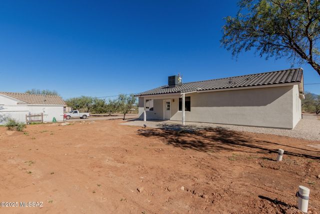 1733 Circulo Alameda, Rio Rico, AZ 85648
