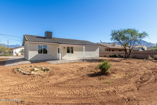 1733 Circulo Alameda, Rio Rico, AZ 85648