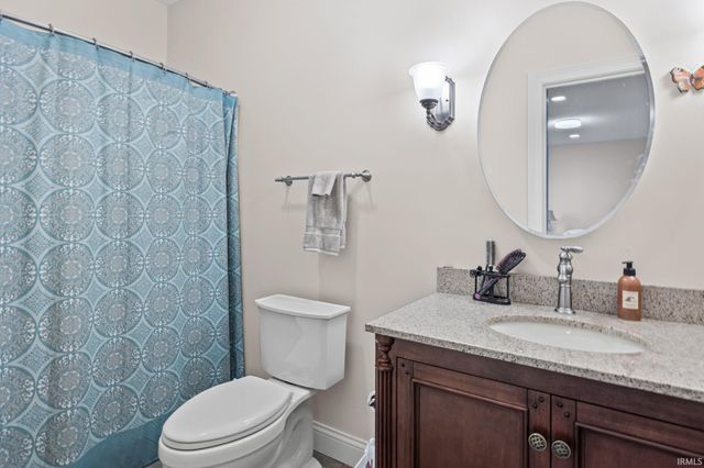 864 Commodores Circle, Lafayette, IN 47909